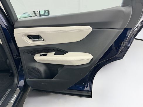 Used 2024 Nissan Ariya AWD image 31