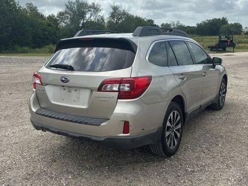Used 2015 Subaru Outback 3.6R Limited AWD/4WD image 8