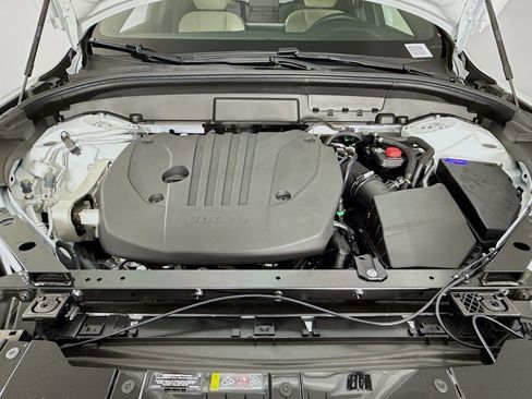 Used 2026 Volvo XC60 B5 Plus w/ Climate Package PRO image 29