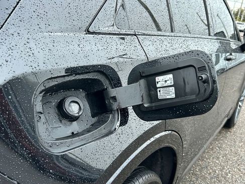 Used 2025 Cadillac XT4 Sport w/ Cold Weather Package image 46