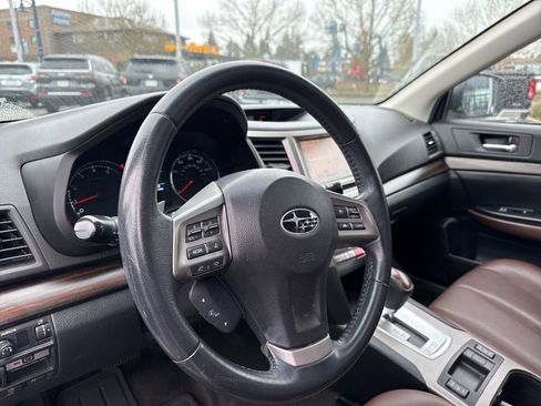 Used 2014 Subaru Outback 2.5i Limited image 7