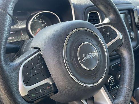 Used 2018 Jeep Compass Sport image 5