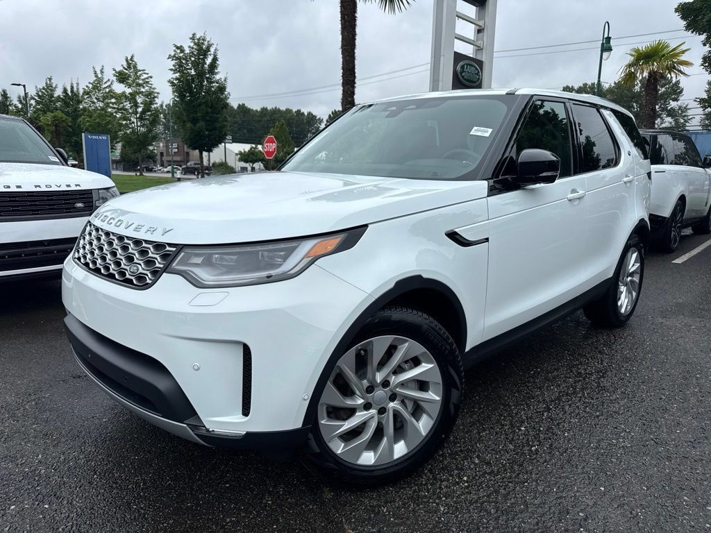 New 2026 Land Rover Discovery S AWD/4WD image 1