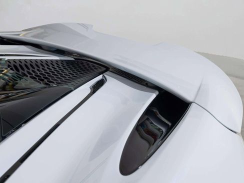 New 2026 McLaren 750S image 17