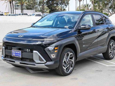 New 2026 Hyundai Kona SEL Premium AWD/4WD image 3