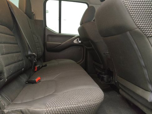 Used 2018 Nissan Frontier PRO-4X AWD/4WD image 19