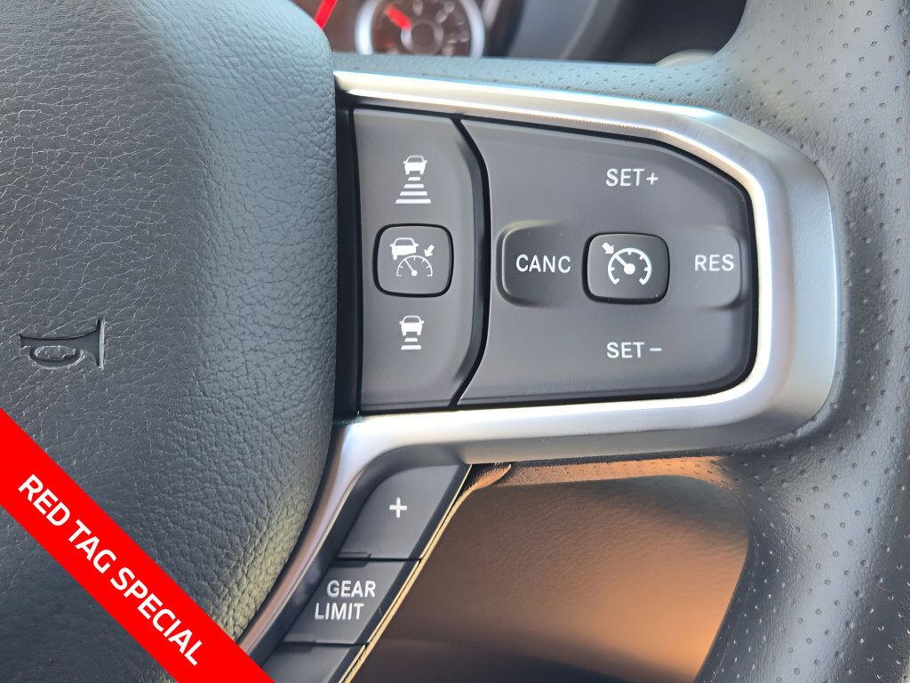 New 2026 RAM 1500 Express AWD/4WD image 33
