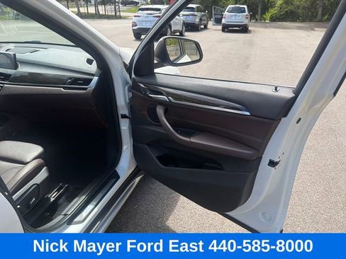 Used 2016 BMW X1 xDrive28i AWD/4WD image 11