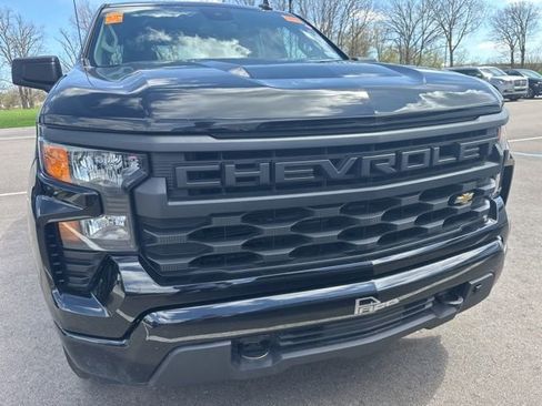 Used 2024 Chevrolet Silverado 1500 Custom AWD/4WD image 2