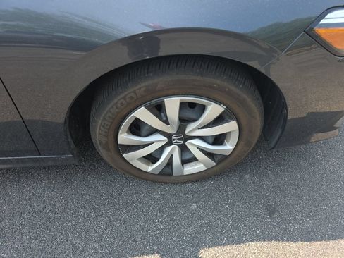 Certified 2023 Honda Civic LX image 9