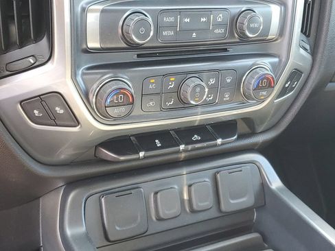 Certified 2018 Chevrolet Silverado 1500 LT w/ All Star Edition AWD/4WD image 19