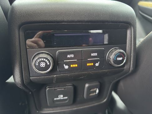 Used 2019 GMC Acadia Denali w/ Technology Package image 16