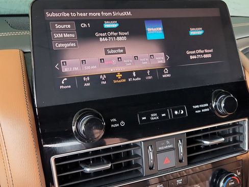 Used 2024 INFINITI QX80 Sensory AWD/4WD image 21