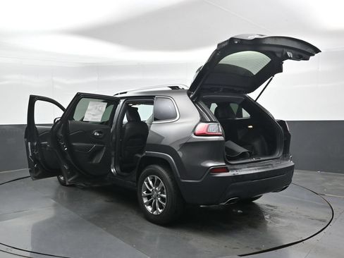 Used 2021 Jeep Cherokee Latitude Lux w/ Comfort/Convenience Group AWD/4WD image 51