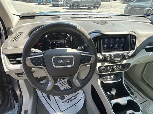 Used 2020 GMC Terrain Denali w/ Denali Premium Package AWD/4WD image 14
