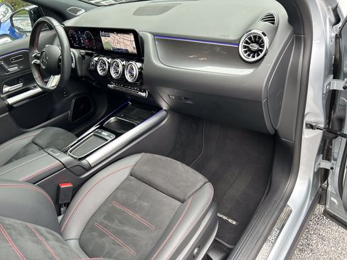 Certified 2025 Mercedes-Benz GLA 250 4MATIC image 48