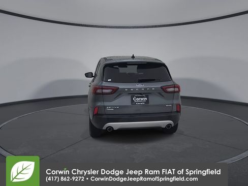 Used 2025 Ford Escape Active AWD/4WD image 12