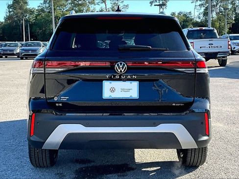 New 2026 Volkswagen Tiguan SE AWD/4WD image 6