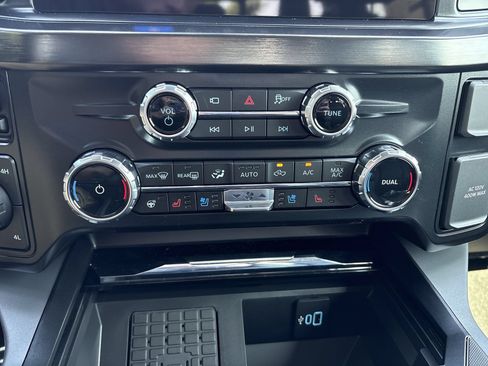 New 2026 Ford F250 Lariat w/ Lariat Premium Package AWD/4WD image 12