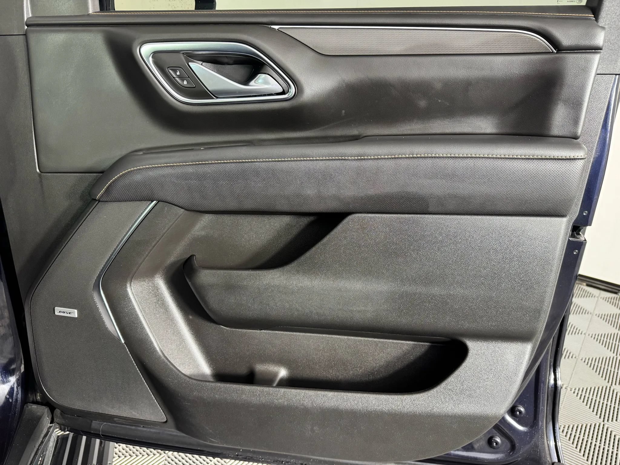 Used 2022 GMC Yukon AT4 AWD/4WD image 47