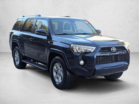 Certified 2019 Toyota 4Runner SR5 Premium image 3