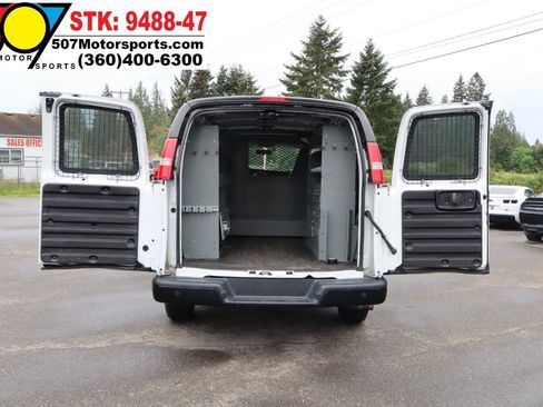 Used 2016 GMC Savana 3500 RWD image 11