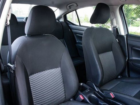 Used 2021 Nissan Versa S image 28