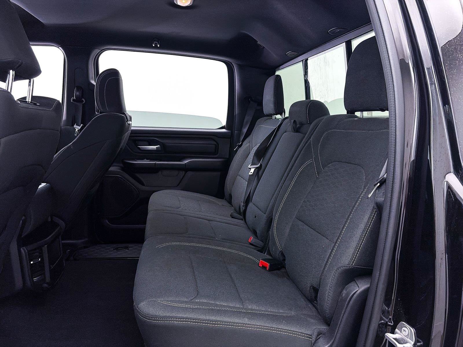 Used 2025 RAM 1500 Warlock AWD/4WD image 40