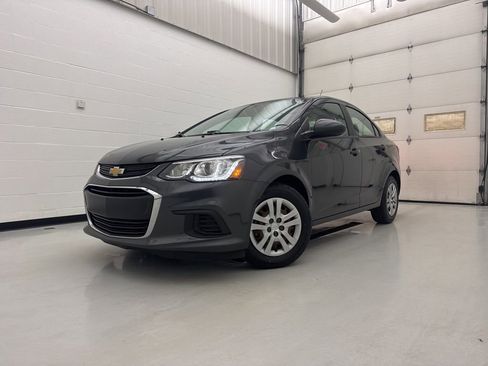 Used 2018 Chevrolet Sonic LS image 3