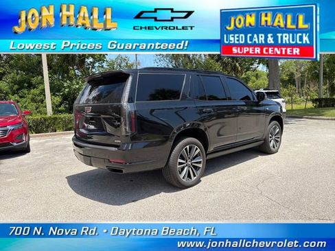 Used 2026 Cadillac Escalade Sport AWD/4WD image 12