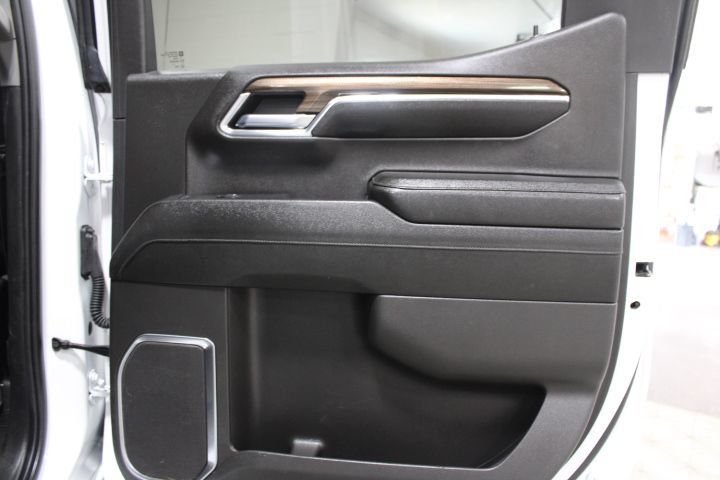 Used 2023 Chevrolet Silverado 1500 LT Trail Boss w/ Protection Package AWD/4WD image 28