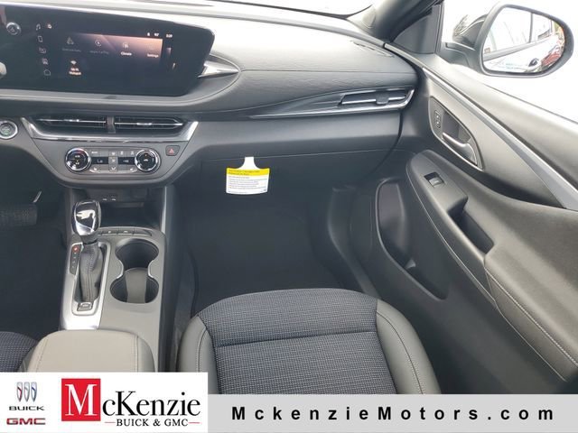 New 2026 Buick Envista Preferred w/ Convenience I Package FWD image 25