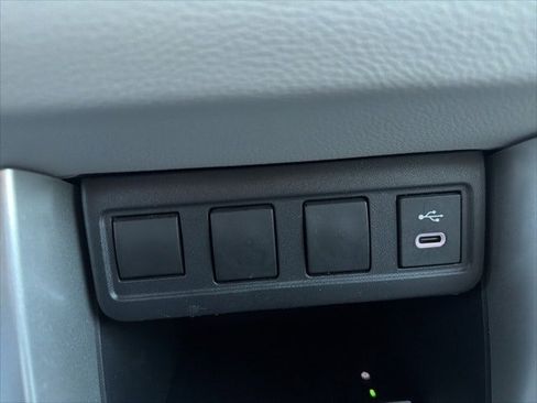 Certified 2023 Toyota Corolla Cross LE image 16