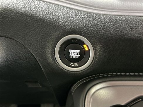 Used 2023 Dodge Challenger GT image 17