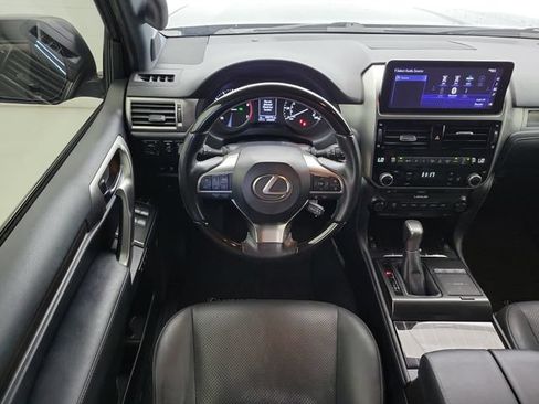 Used 2022 Lexus GX 460 Luxury w/ Accessory Package AWD/4WD image 15
