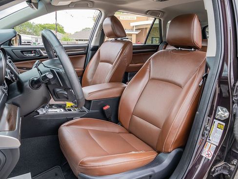 Used 2017 Subaru Outback 2.5i Touring w/ Popular Package #5A image 14