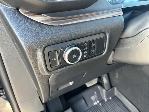 Used 2023 Ford Explorer Limited w/ Limited Technology Package image 16