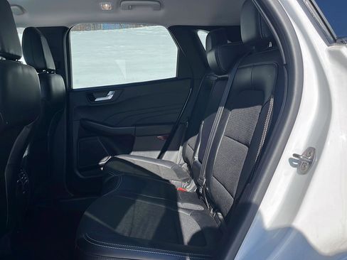 Used 2024 Ford Escape PHEV image 22