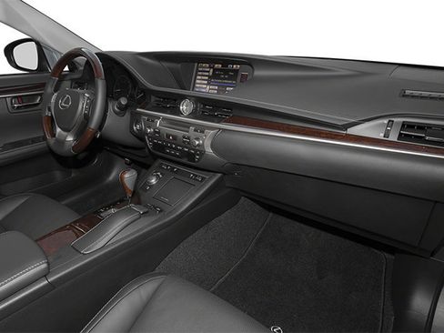 Used 2013 Lexus ES 350 w/ Luxury Pkg FWD image 18