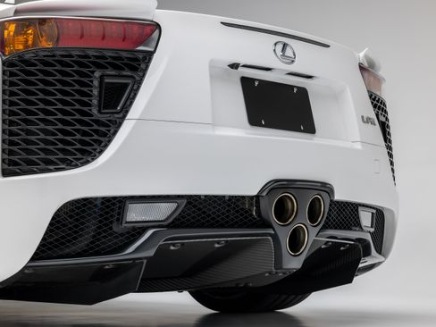 Used 2012 Lexus LFA RWD image 10