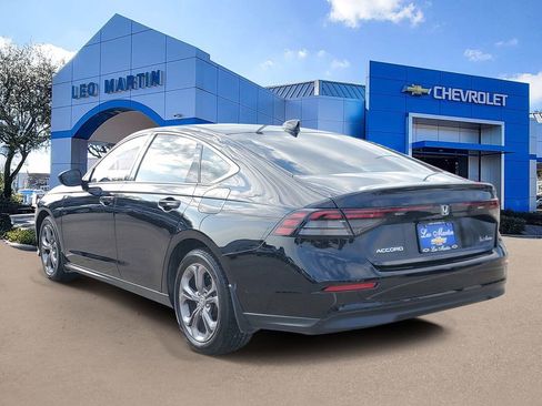 Used 2024 Honda Accord EX image 4