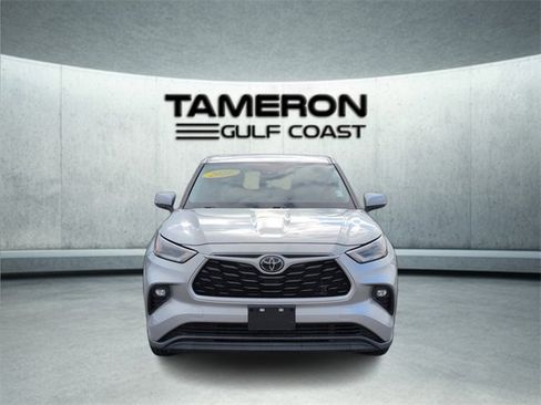 Used 2021 Toyota Highlander LE image 8