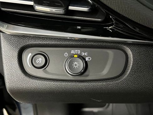 New 2026 Buick Envista Sport Touring w/ Convenience I Package FWD image 15