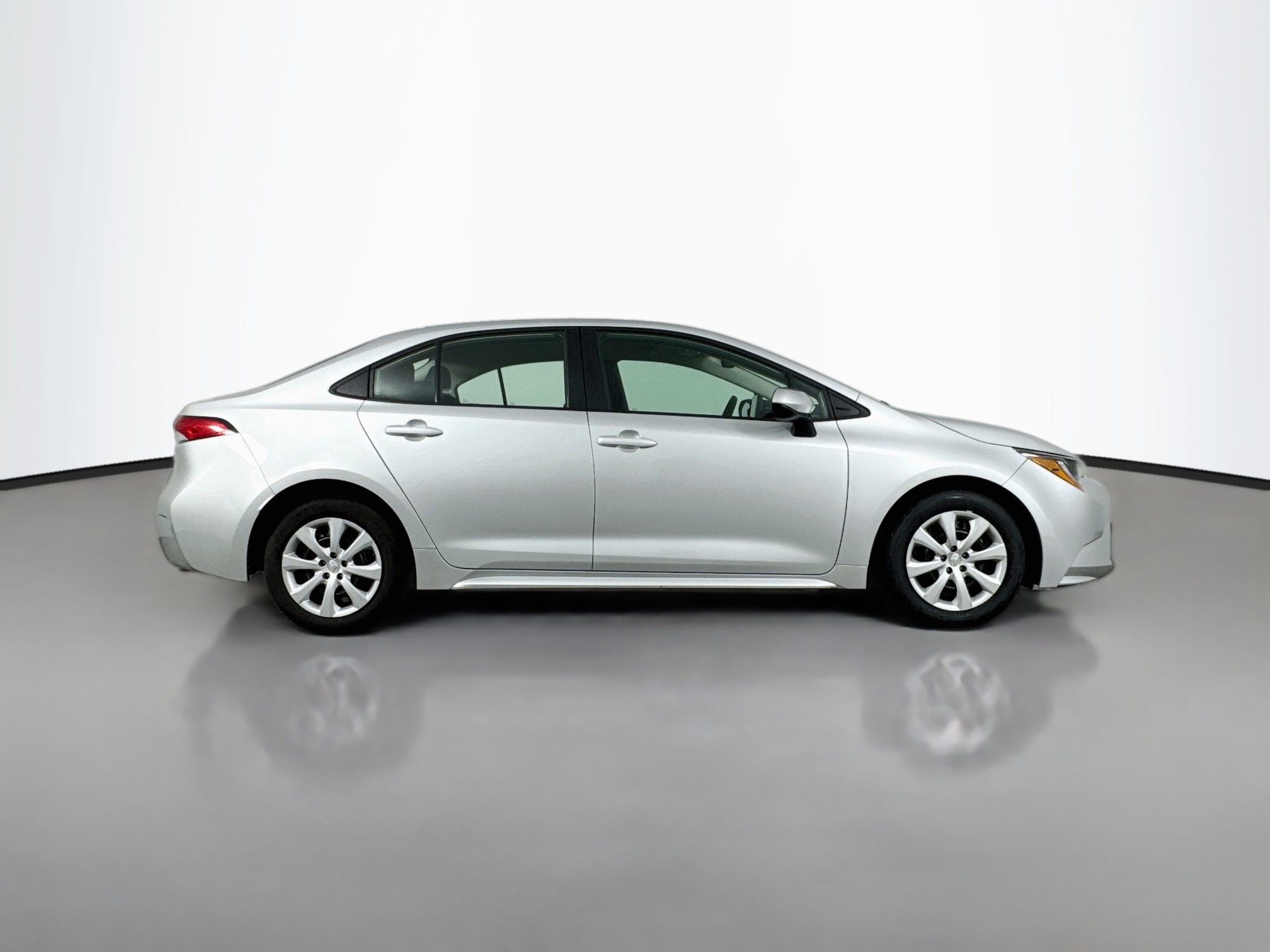 Certified 2025 Toyota Corolla LE FWD image 8