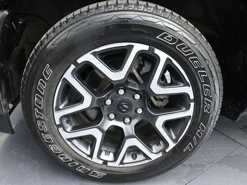 Used 2025 RAM 1500 Laramie w/ Sport Appearance Package AWD/4WD image 22