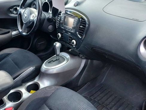 Used 2013 Nissan Juke SV AWD/4WD image 12