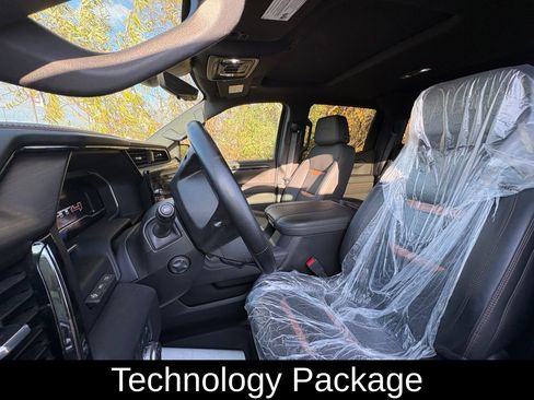 Used 2023 GMC Sierra 1500 AT4 w/ AT4 Premium Package image 2