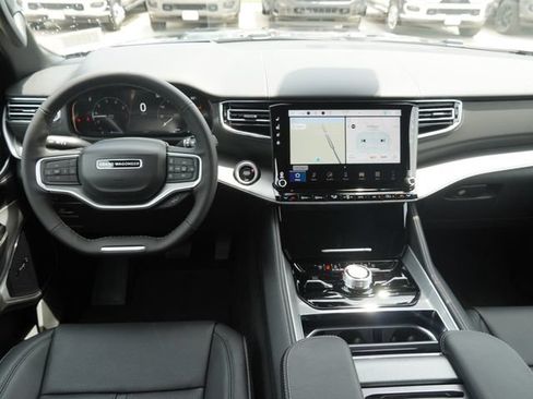 New 2026 Jeep Grand Wagoneer Limited AWD/4WD image 16