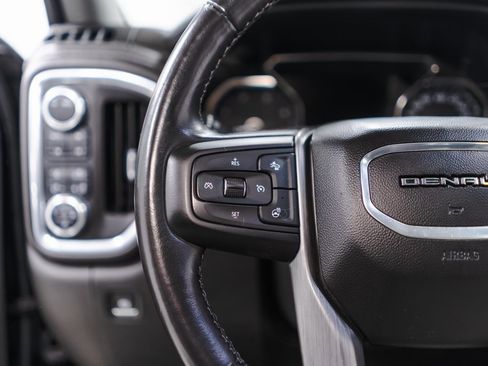 Used 2023 GMC Sierra 2500 Denali w/ Technology Package image 11