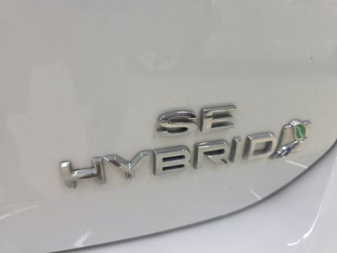 Used 2017 Ford C-MAX SE FWD image 30